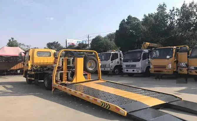 白银汽车中途维修案例